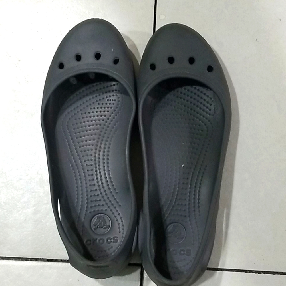 Women's Crocs Kadee Flats
